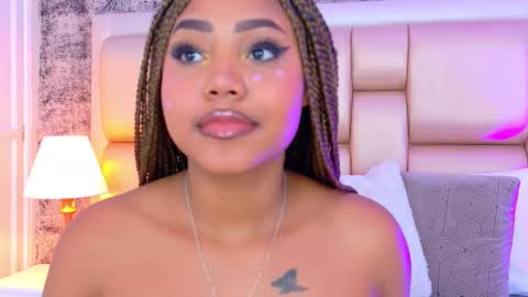 Angela Roberts online show from 03.08.26