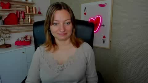 Snapshot of angela_samt chatting on 06.17.26 Angela online show from 06.17.26