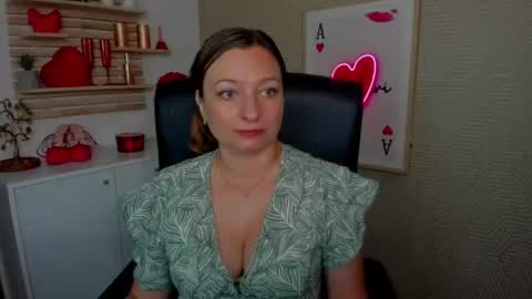 Snapshot of angela_samt chatting on 06.30.26 Angela online show from 06.30.26
