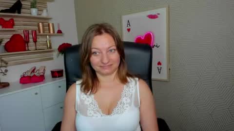 Snapshot of angela_samt chatting on 07.20.26 Angela online show from 07.20.26