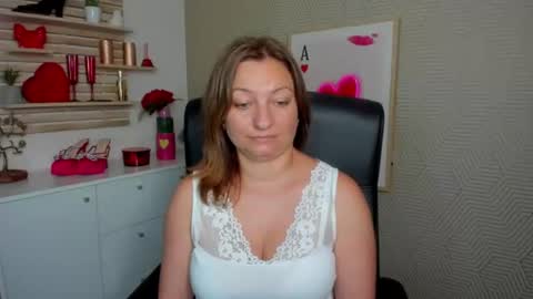 Snapshot of angela_samt chatting on 07.20.26 Angela online show from 07.20.26