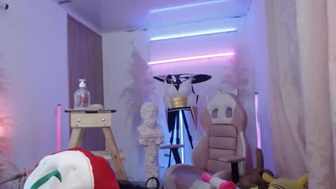 Angela Cianuro online show from 11.30.25