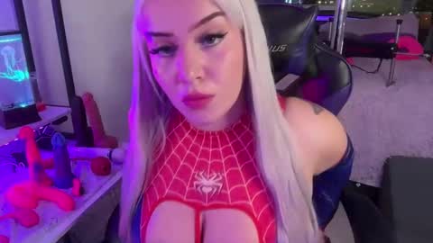 Snapshot of angeladiamondd1 chatting on 02.01.25 angeladiamondd1 online show from 02.01.25
