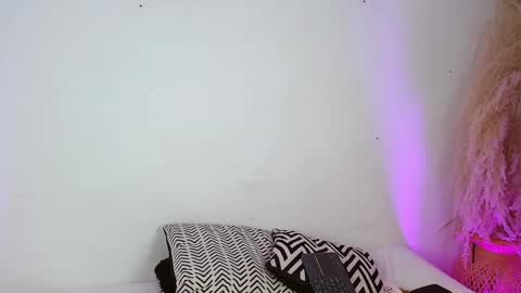 Angel online show from 12.17.25