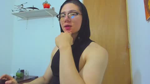 Snapshot of angelbennet_ chatting on 02.06.25 Angel Bennet online show from 02.06.25