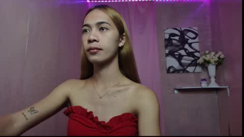 Snapshot of angelbrooke_ chatting on 10.17.25 Angel online show from 10.17.25