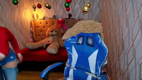 Angel online show from 12.22.25