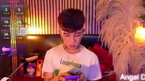 Angel dust online show from 03.21.26