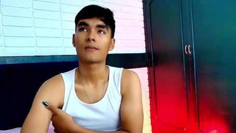 AngelduzZzt online show from 10.21.25