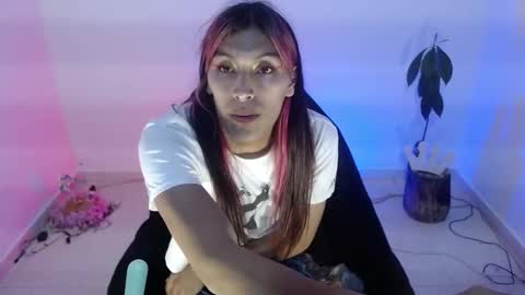 angele online show from 11.18.25