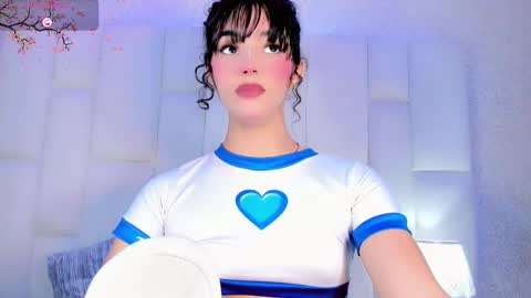 Snapshot of angeles_bust chatting on 10.21.25 angeles_bust online show from 10.21.25