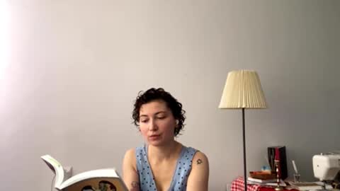 Elisa online show from 10.13.25