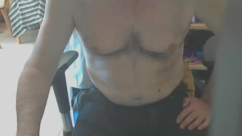 Snapshot of angelgarcia269 chatting on 10.08.25 angelgarcia269 online show from 10.08.25