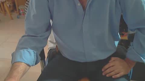 Snapshot of angelgarcia269 chatting on 10.17.25 angelgarcia269 online show from 10.17.25