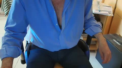 Snapshot of angelgarcia269 chatting on 11.03.25 angelgarcia269 online show from 11.03.25