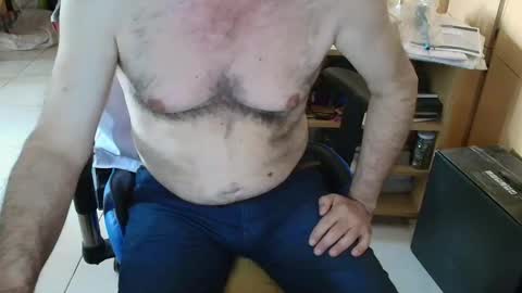 Snapshot of angelgarcia269 chatting on 11.04.25 angelgarcia269 online show from 11.04.25