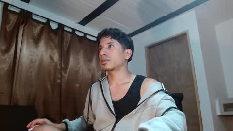 Snapshot of angelhil chatting on 05.10.26 Angel of littlebandido online show from 05.10.26