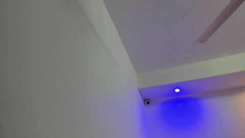 Snapshot of angeli_rivera chatting on 10.29.25 Angeli online show from 10.29.25