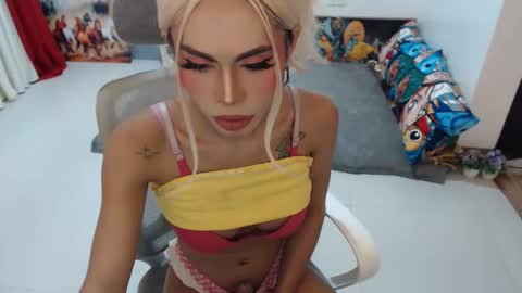 DIVINE ANGEL online show from 11.13.25