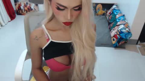 DIVINE ANGEL online show from 11.19.25