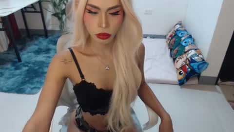 DIVINE ANGEL online show from 02.16.26