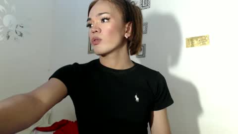 Yhanna online show from 12.11.24