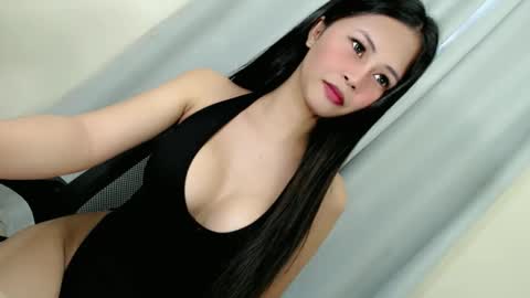 Snapshot of angelica_fuckdoll chatting on 12.15.25 angelica online show from 12.15.25