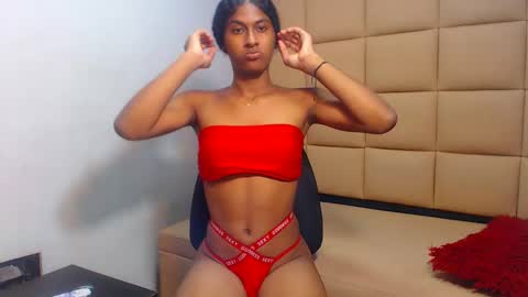 Snapshot of angelica_sexy1 chatting on 10.10.25 angelica_sexy1 online show from 10.10.25