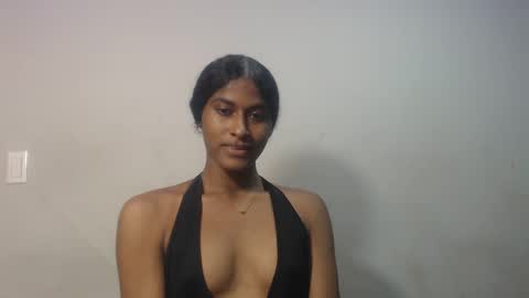 Snapshot of angelica_sexy1 chatting on 10.11.25 angelica_sexy1 online show from 10.11.25