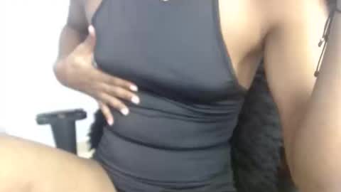 Snapshot of angelica_sexy1 chatting on 10.30.25 angelica_sexy1 online show from 10.30.25