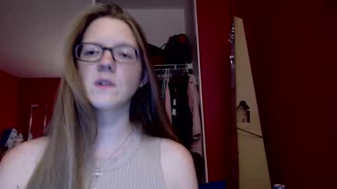 Snapshot of angelicangel3 chatting on 10.31.25 AngelicAngel online show from 10.31.25