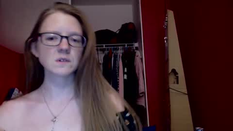 Snapshot of angelicangel3 chatting on 11.03.25 AngelicAngel online show from 11.03.25