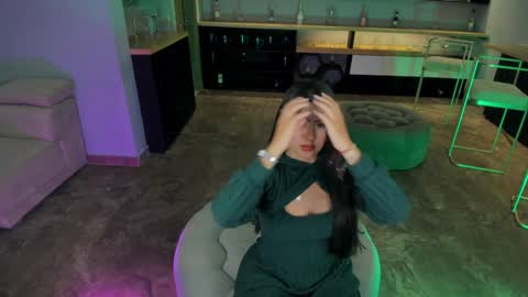 Snapshot of angelicavega_ chatting on 01.04.25 Angelica Vega online show from 01.04.25