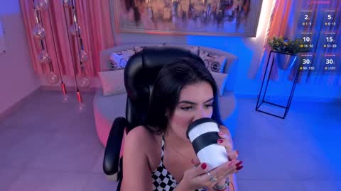 Snapshot of angelicavega_ chatting on 02.04.25 Angelica Vega online show from 02.04.25