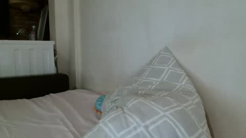 Snapshot of angelicbabexxx chatting on 02.05.25 Angela online show from 02.05.25