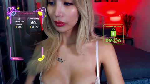 Snapshot of angelicface143 chatting on 10.09.25 Angel Shigeto online show from 10.09.25