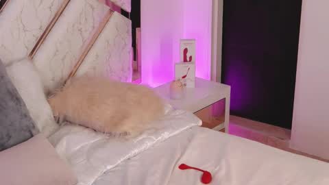 angeliepastori online show from 01.31.25