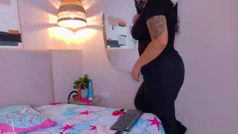 Snapshot of angeliinhell chatting on 02.20.26 Angel iin hell online show from 02.20.26