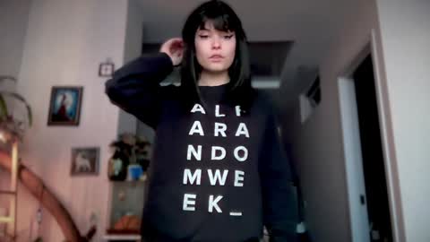 Angelika Rouge online show from 01.28.25