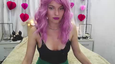 Angelika Rouge online show from 06.17.26