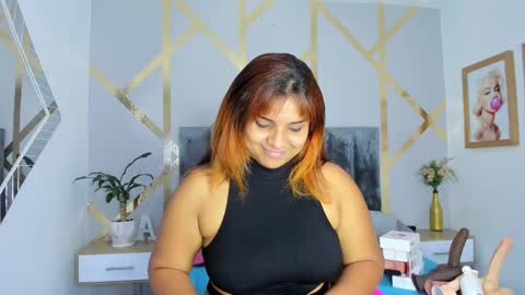   Angelina  online show from 02.21.25