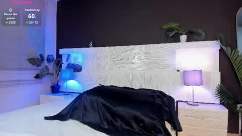 angelina_hilton online show from 07.13.26