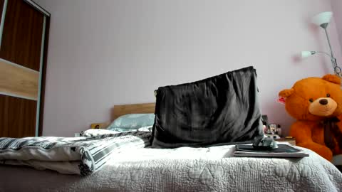 Angelina online show from 02.22.25