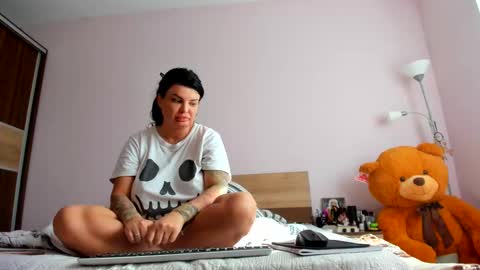 Angelina online show from 03.06.25