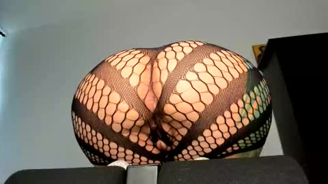 Angelina online show from 10.27.25