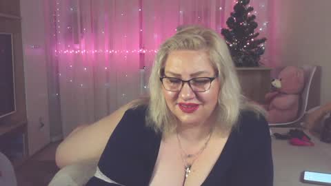 AngelinaGlam online show from 12.20.24