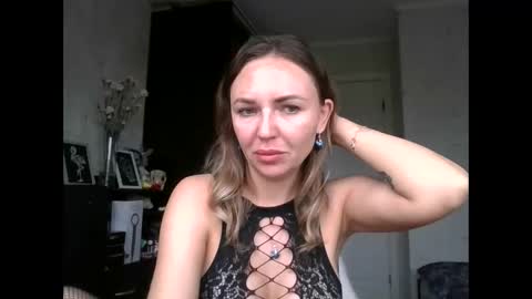 Snapshot of angelinalove28 chatting on 10.13.25 angelinalove28 online show from 10.13.25