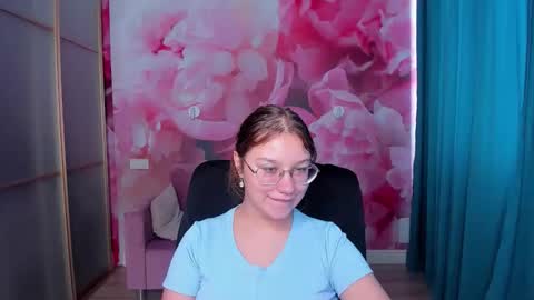 AngelinaLow online show from 09.23.25