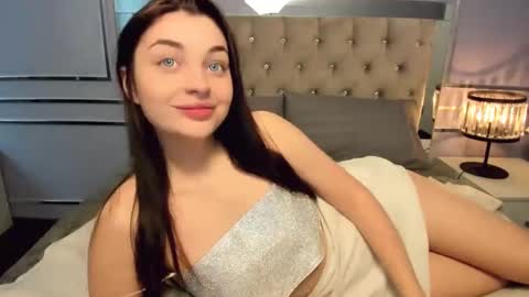 Snapshot of angelinawett chatting on 03.01.25 Angelina online show from 03.01.25