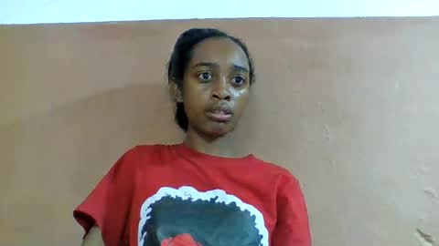 Snapshot of angeline221173 chatting on 07.21.26 angeline221173 online show from 07.21.26